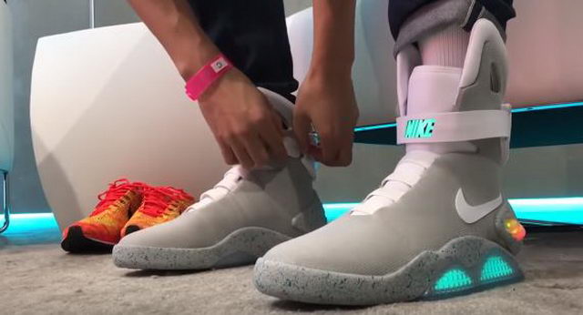 Самозашнуровывающиеся кроссовки Nike MAG
